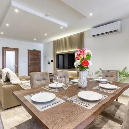 Lavish 3bed In Fair Water Homes Swieqi By Homely *