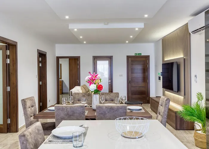 Apartment Lavish 3bed In Fair Water Homes Swieqi By Homely